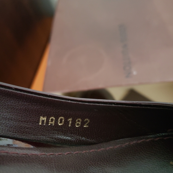 Authentic Louis Vuitton Amarante Monogram Vernis - Picture 16 of 16